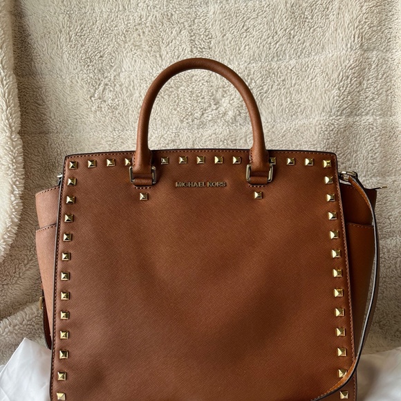 Michael Kors Large Selma Studded Tote Luggage/Brown Saffiano Leather Satchel - Picture 1 of 12